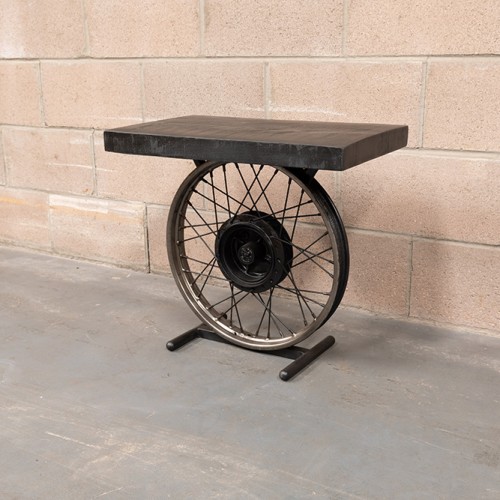 2 EDGE 024 Wheel Side Table - Black & Antique Silver